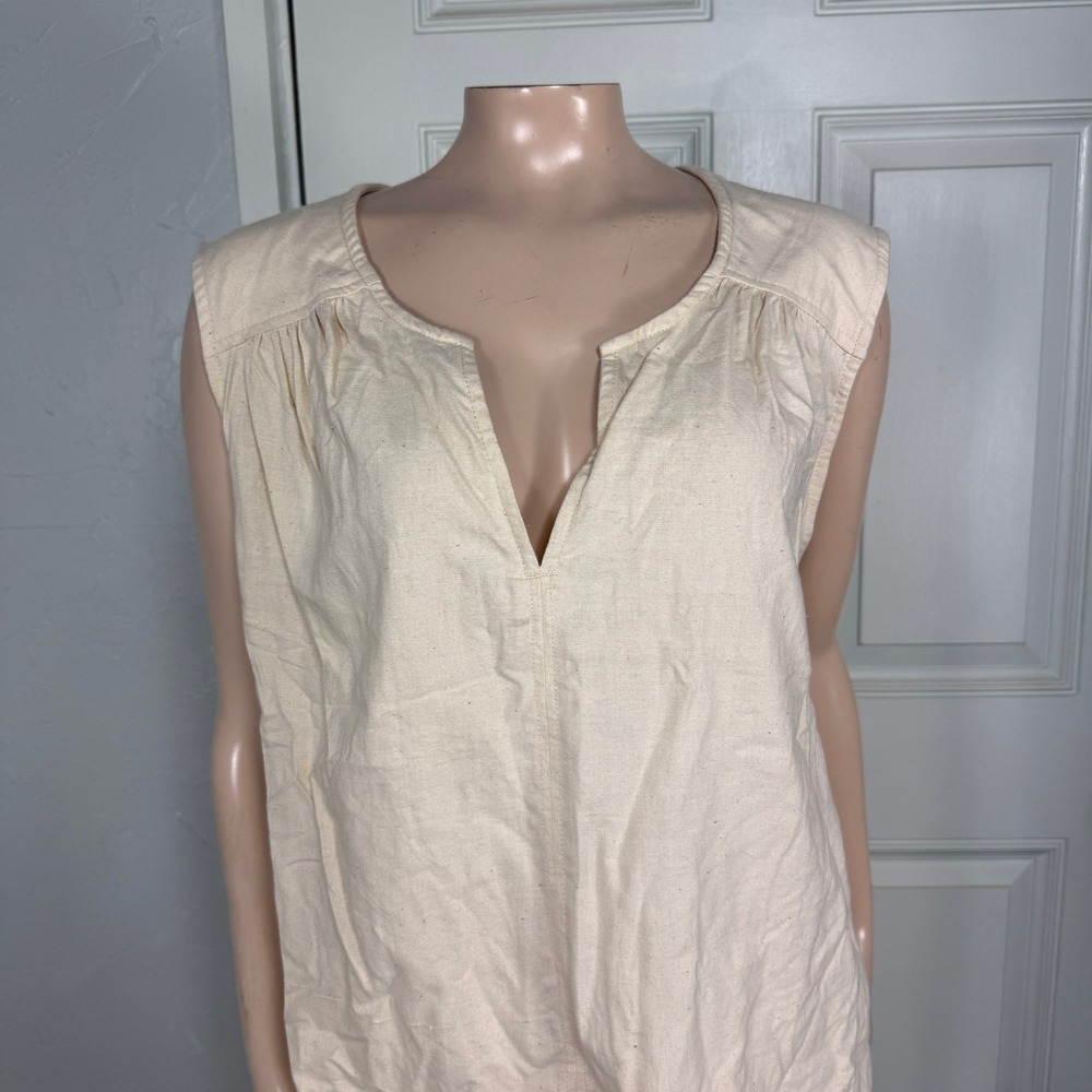 Patagonia Women's Shirt 41960 Medium Organic Cotton Shirred top V neck Cream V14
